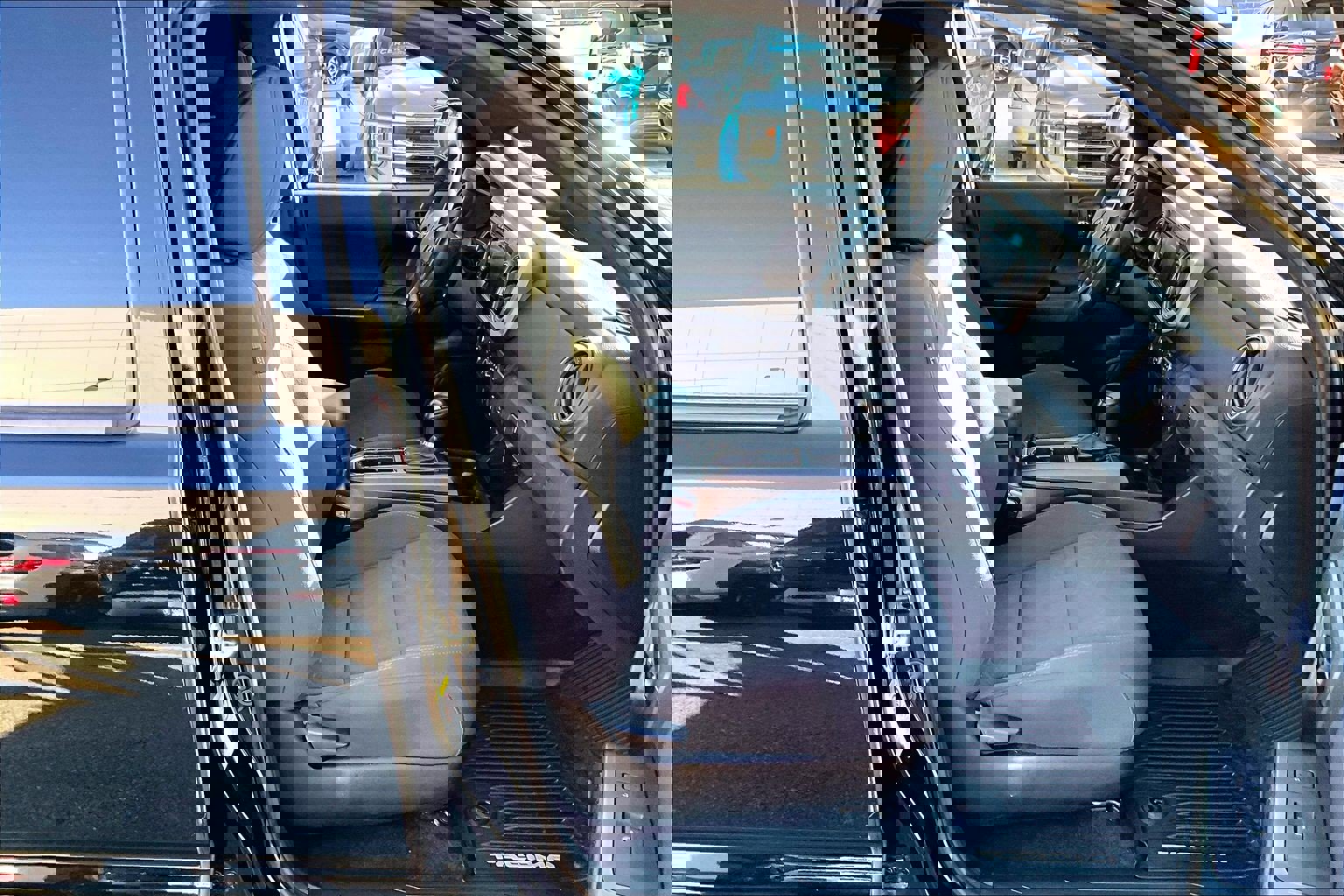 Used 2019 Toyota Tacoma TRD Sport image 7