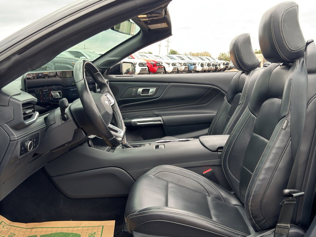 Used 2024 Ford Mustang Premium image 10
