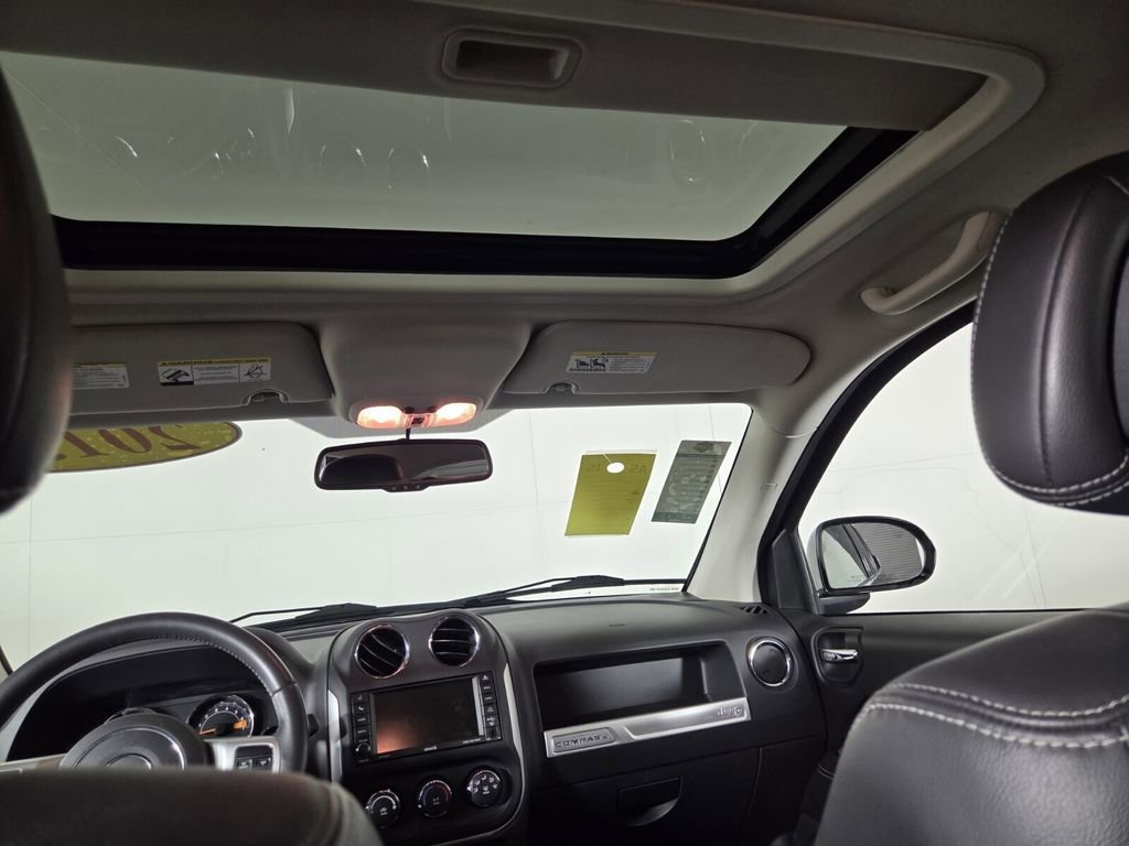 Used 2015 Jeep Compass High Altitude image 27
