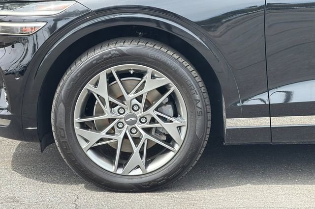 Used 2022 Genesis GV70 2.5T w/ Advanced Package image 35