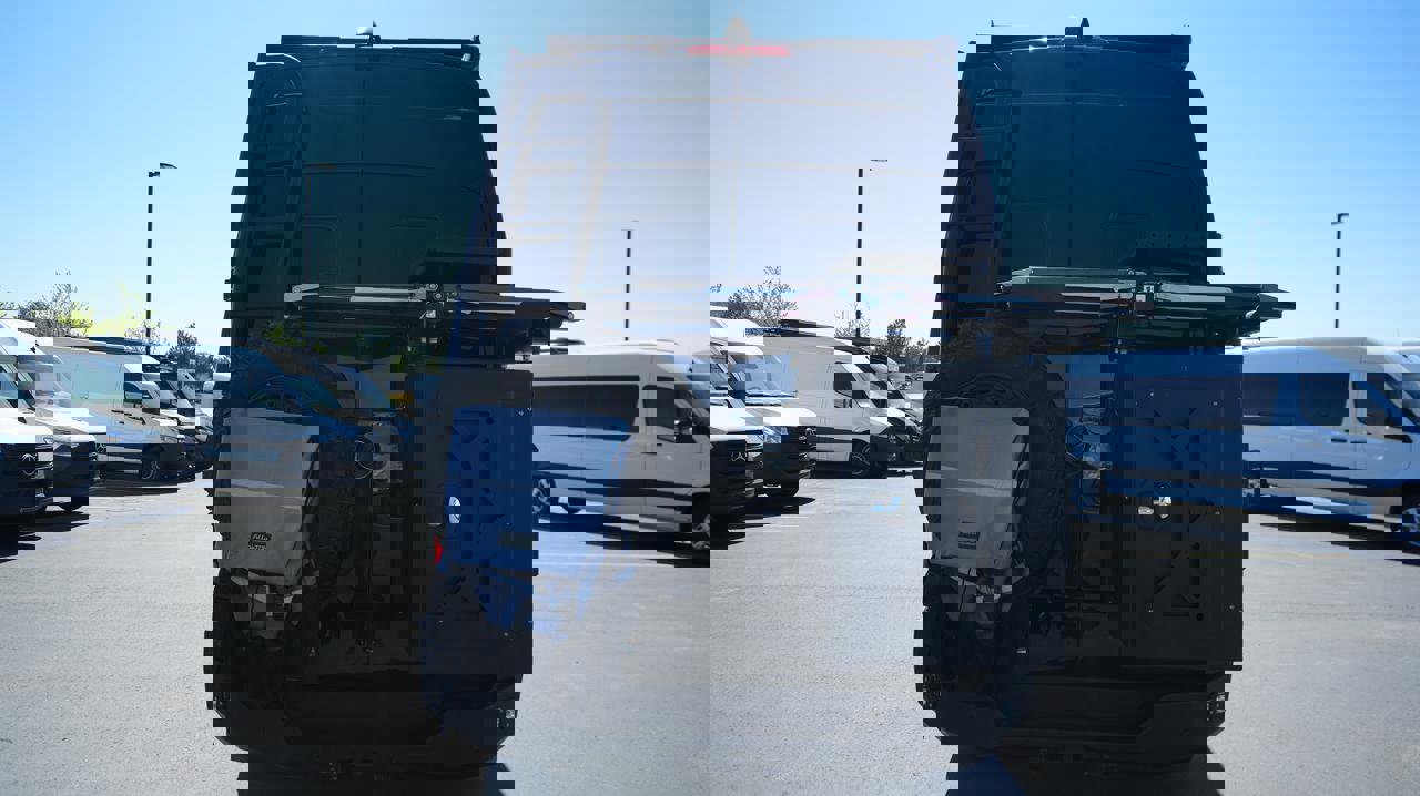 Used 2020 Mercedes-Benz Sprinter 2500 image 6