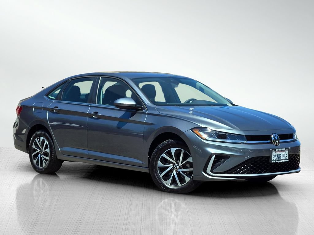 Used 2025 Volkswagen Jetta S FWD image 2