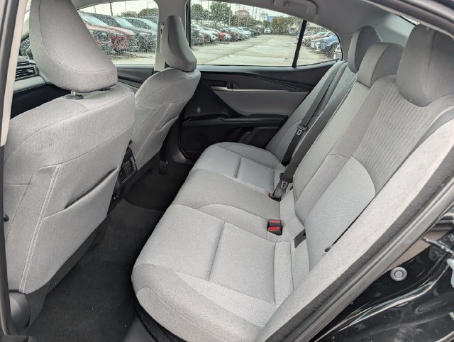 Used 2025 Toyota Camry LE w/ Convenience Package FWD image 27