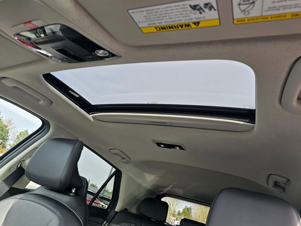Certified 2023 Kia Niro Wave w/ Wave Preserve Package image 11