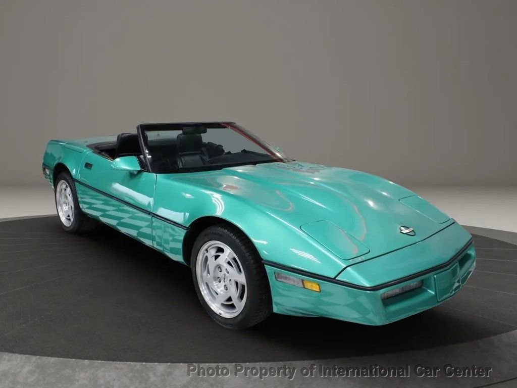 Used 1990 Chevrolet Corvette Convertible image 19