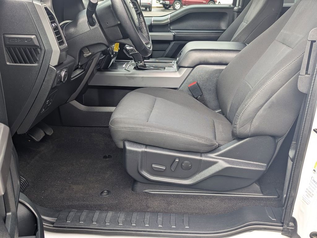Used 2020 Ford F150 XLT w/ Equipment Group 302A Luxury AWD/4WD image 11