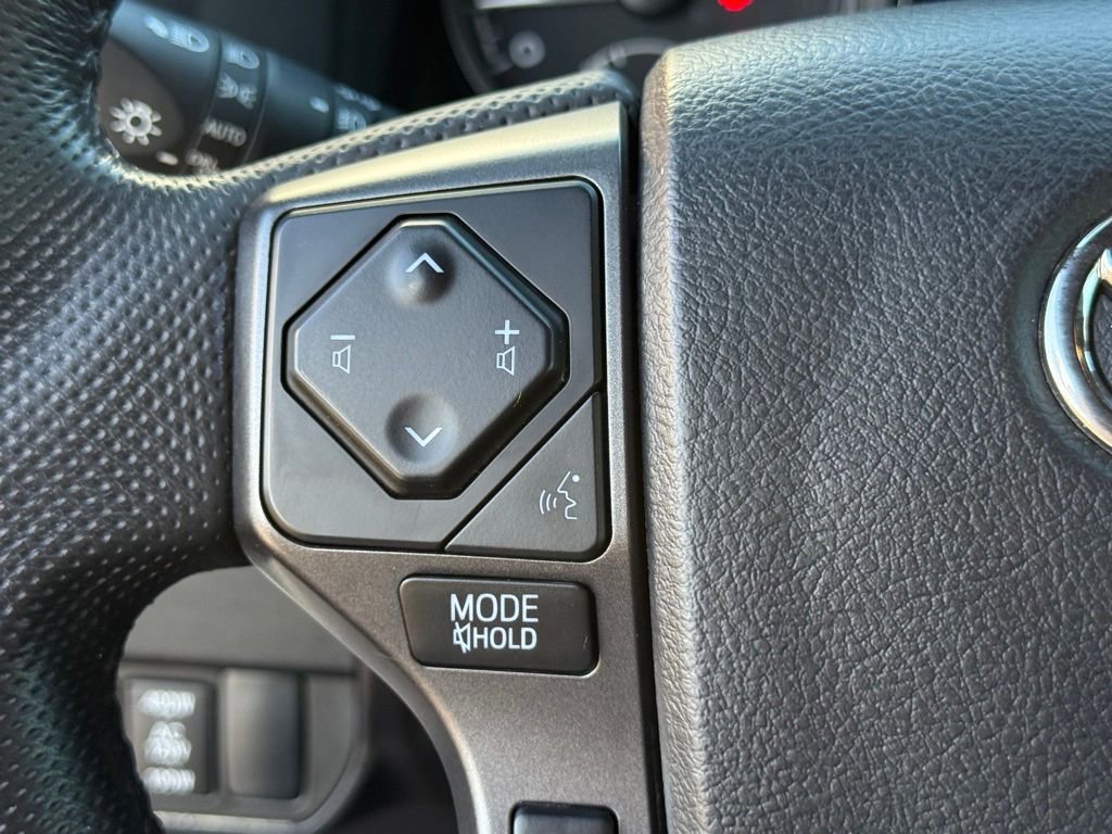 Used 2023 Toyota Tacoma TRD Sport AWD/4WD image 17