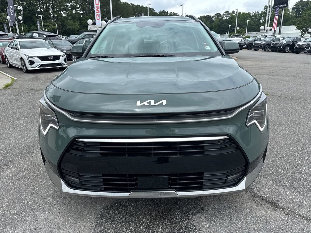 New 2025 Kia Niro SX Touring image 8