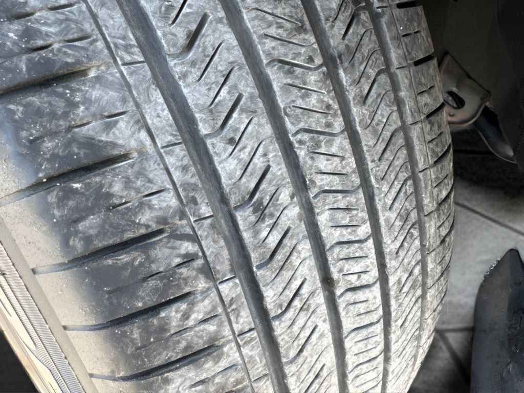 Used 2025 Mitsubishi Outlander ES FWD image 32