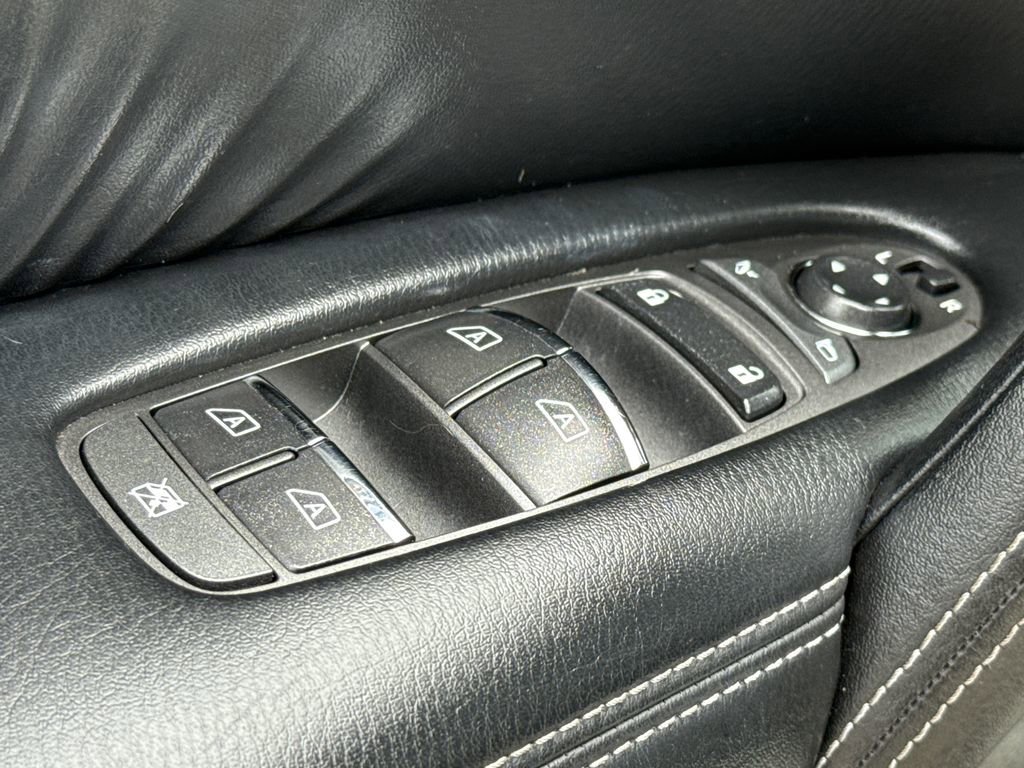 Used 2020 Nissan Armada Platinum w/ Captain's Chairs Package image 22