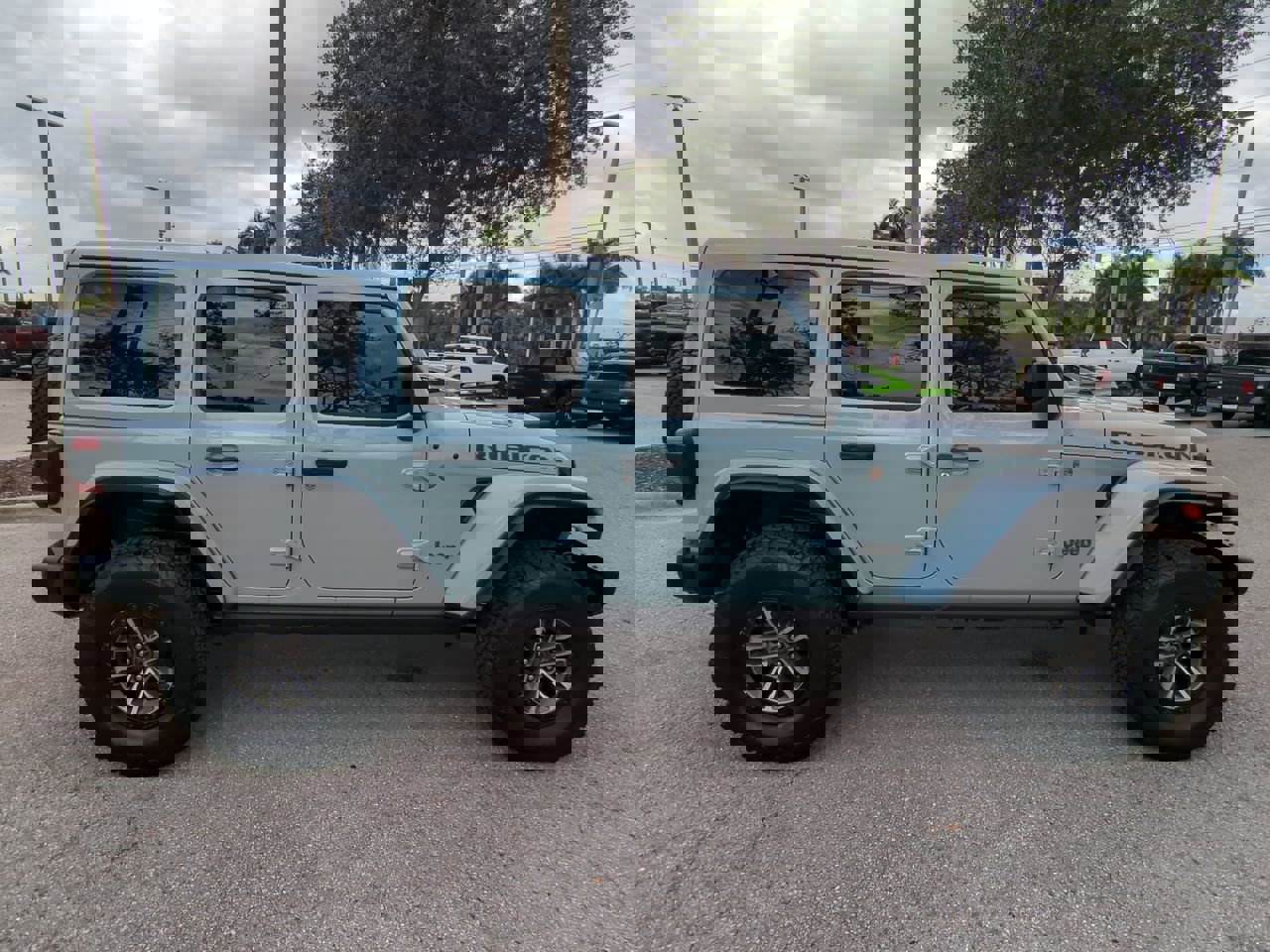 Used 2024 Jeep Wrangler Unlimited Rubicon 392 image 4