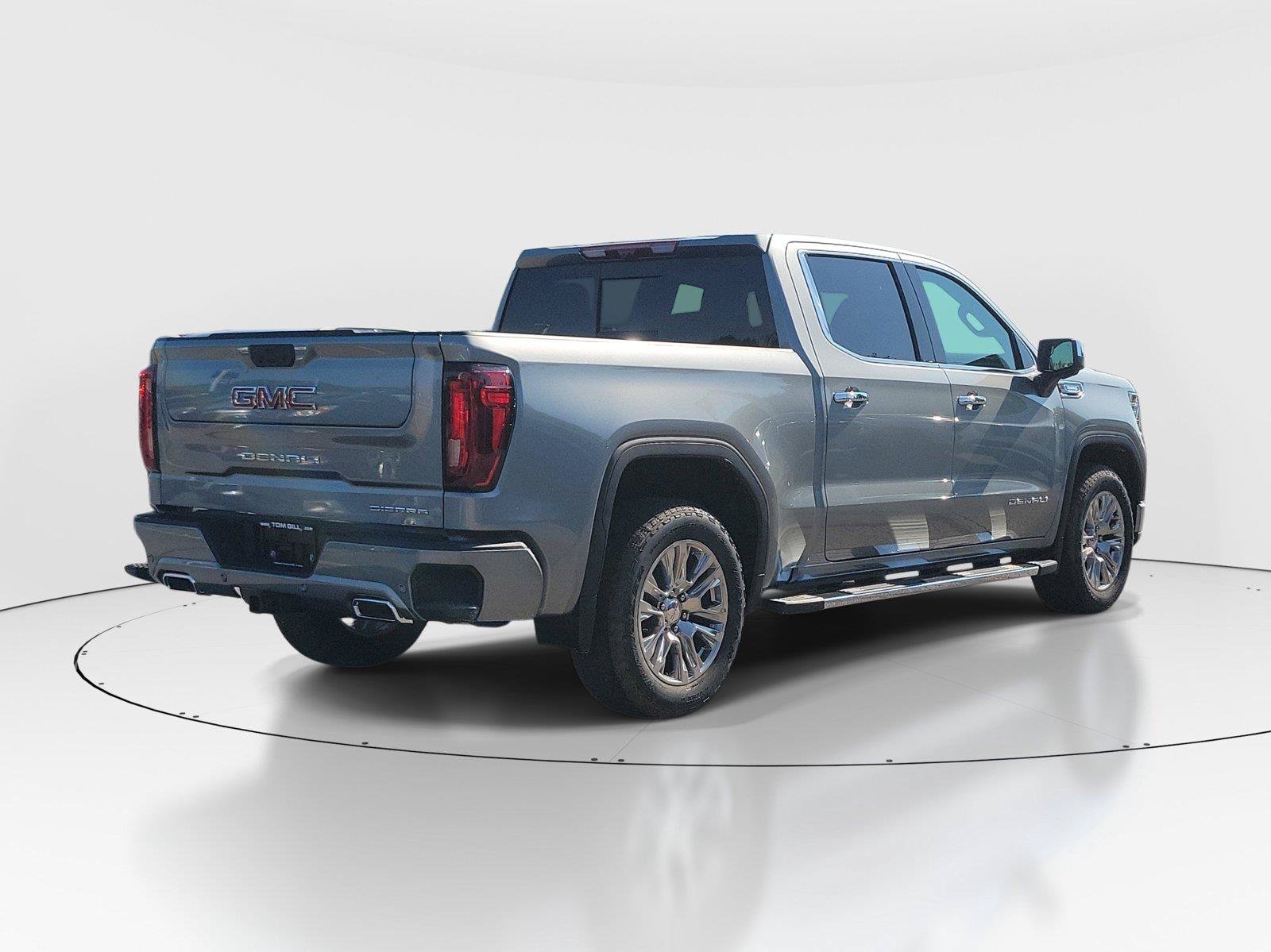 New 2026 GMC Sierra 1500 Denali w/ Technology Package AWD/4WD image 4