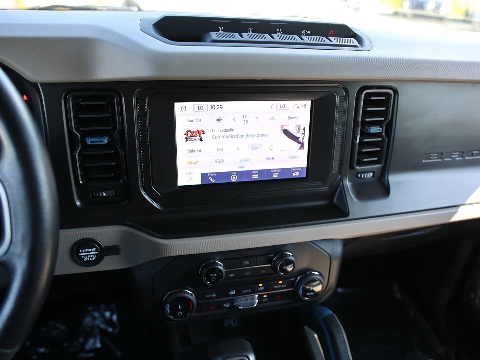 Used 2022 Ford Bronco Wildtrak AWD/4WD image 25