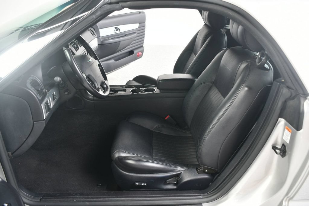 Used 2004 Ford Thunderbird RWD image 40