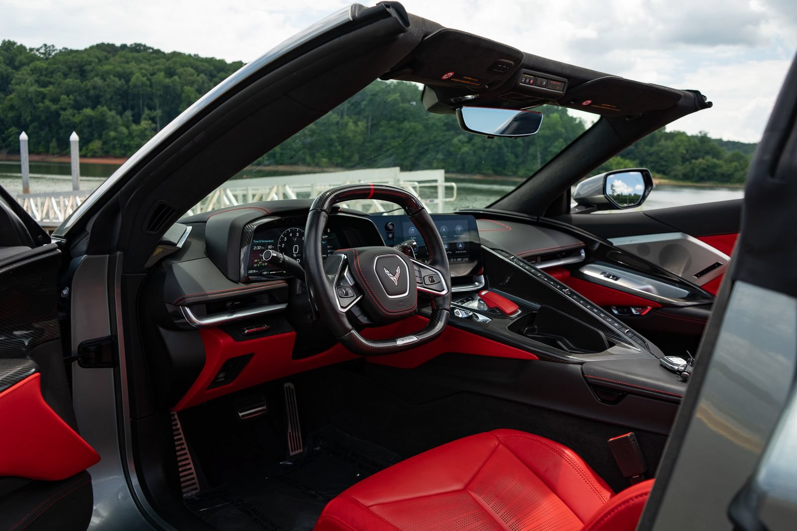 Used 2023 Chevrolet Corvette Z06 RWD image 32