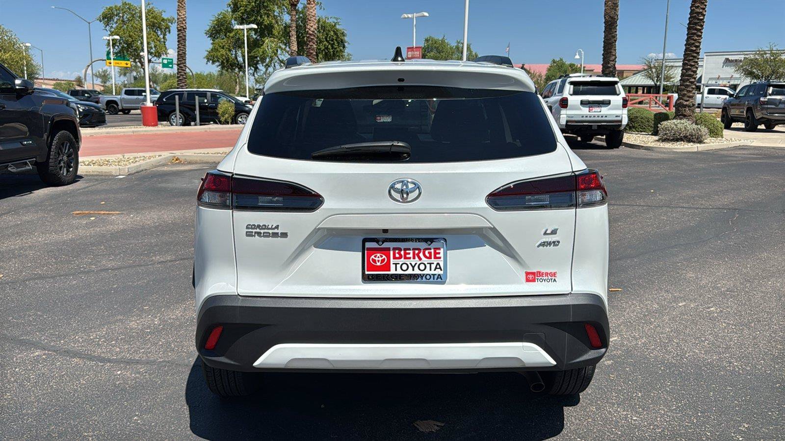 Used 2026 Toyota Corolla Cross LE w/ Moonroof Package AWD/4WD image 7