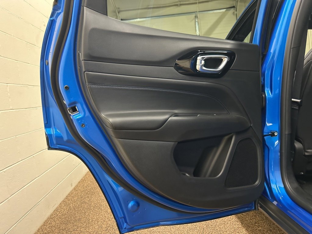 New 2026 Jeep Compass Latitude image 14