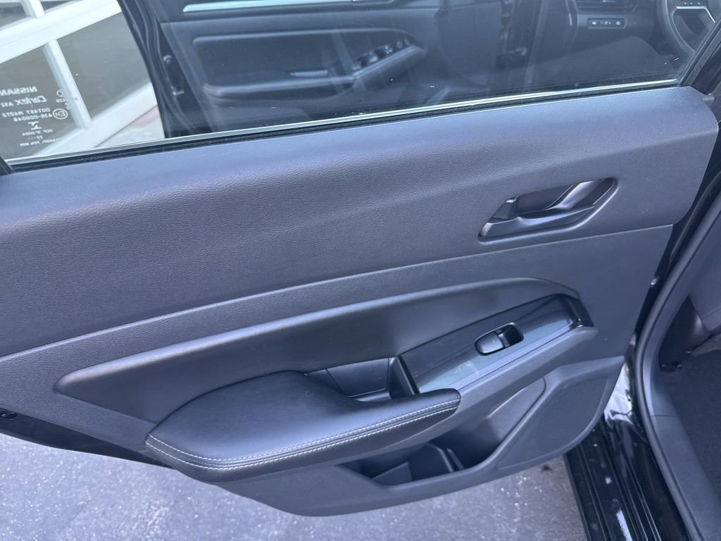 Used 2023 Nissan Altima 2.5 SV image 16