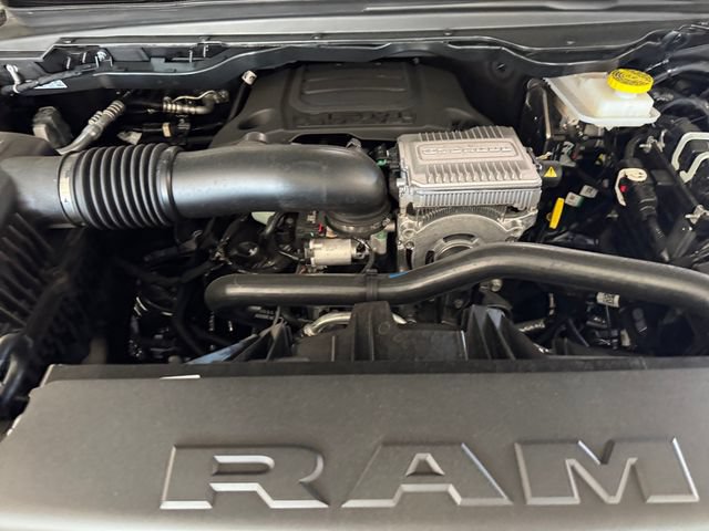 New 2026 RAM 1500 Laramie AWD/4WD image 6