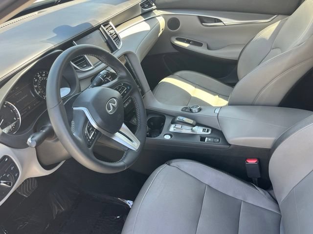 Certified 2023 INFINITI QX50 Luxe FWD image 12