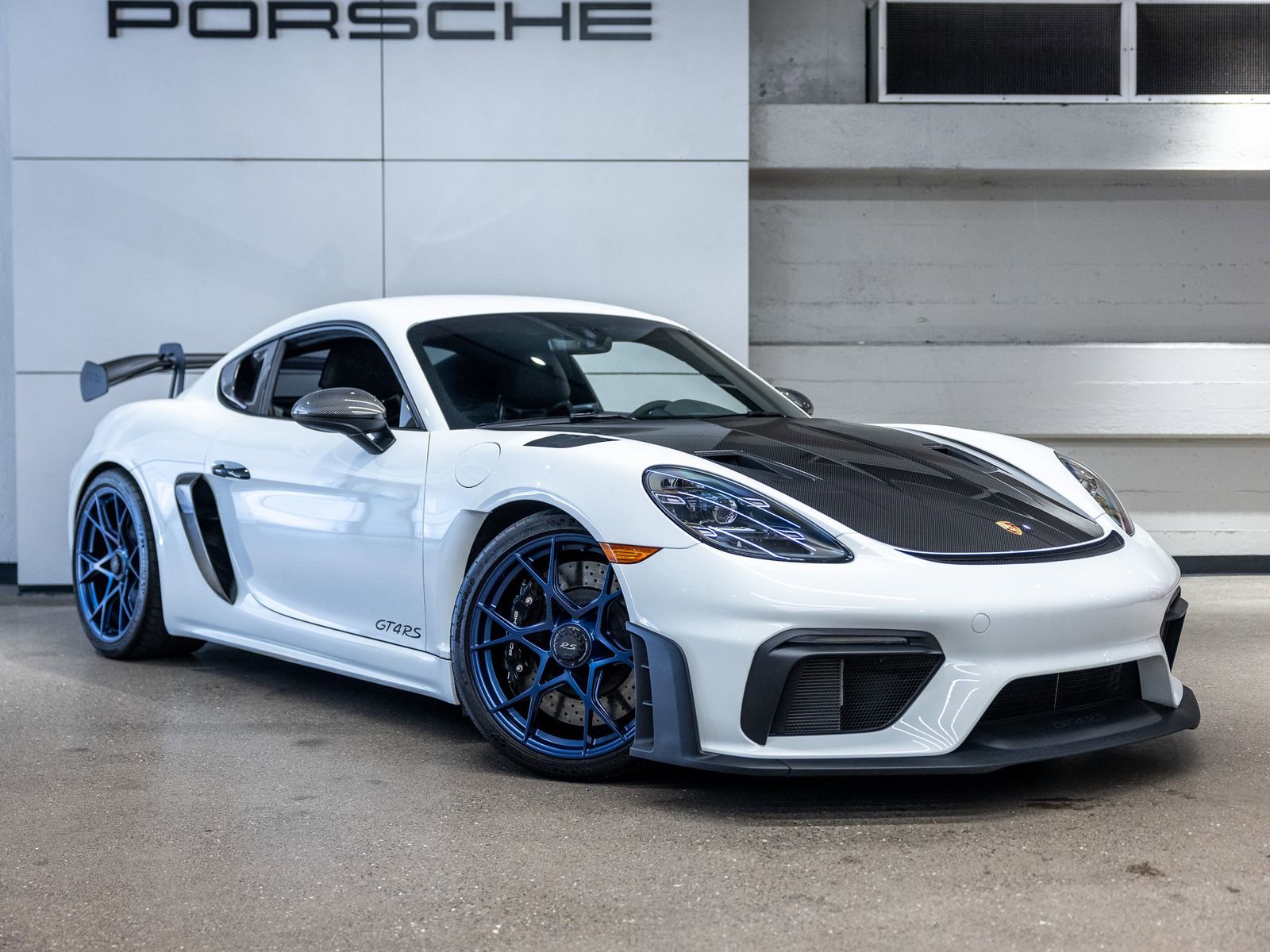 Certified 2025 Porsche 718 Cayman GT4 RS RWD image 10