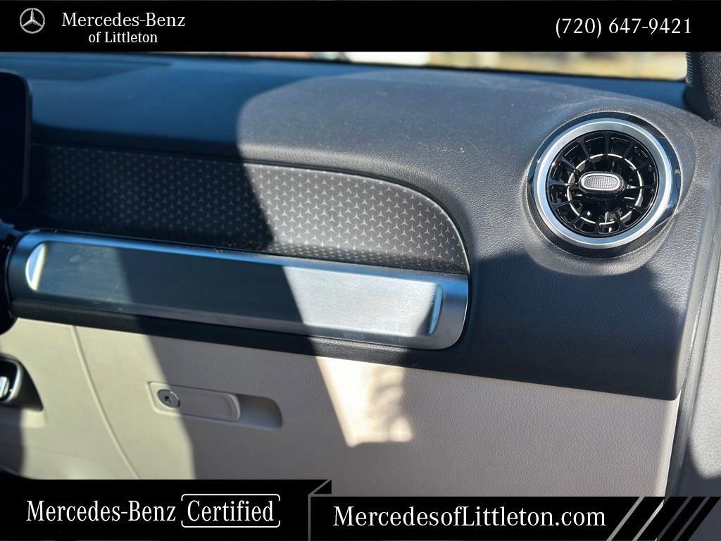 Certified 2025 Mercedes-Benz GLB 250 4MATIC image 31