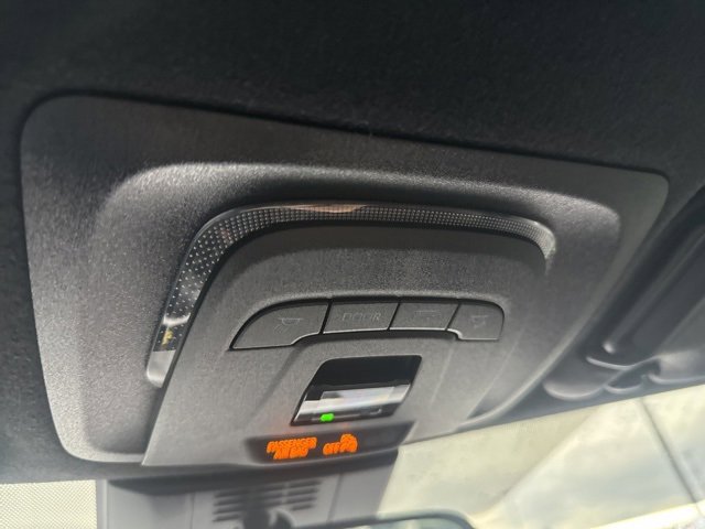 Used 2023 Toyota Corolla SE w/ Carpet Mat Package (TMS) image 31