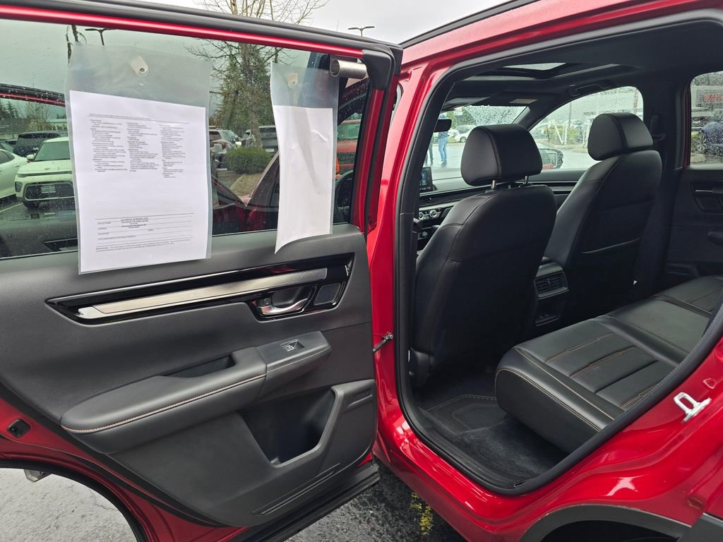 Used 2025 Honda CR-V Sport Touring image 9