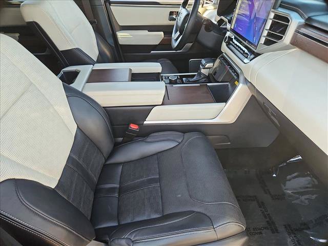 Used 2023 Toyota Sequoia Capstone AWD/4WD image 28