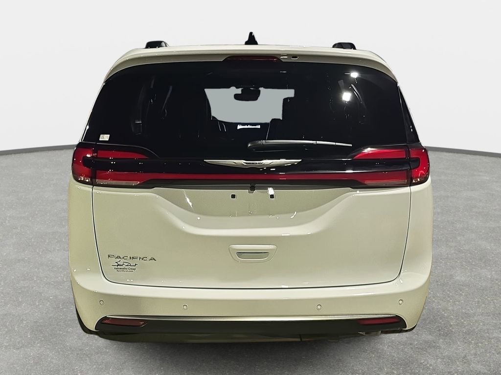 New 2026 Chrysler Pacifica Pinnacle FWD image 6