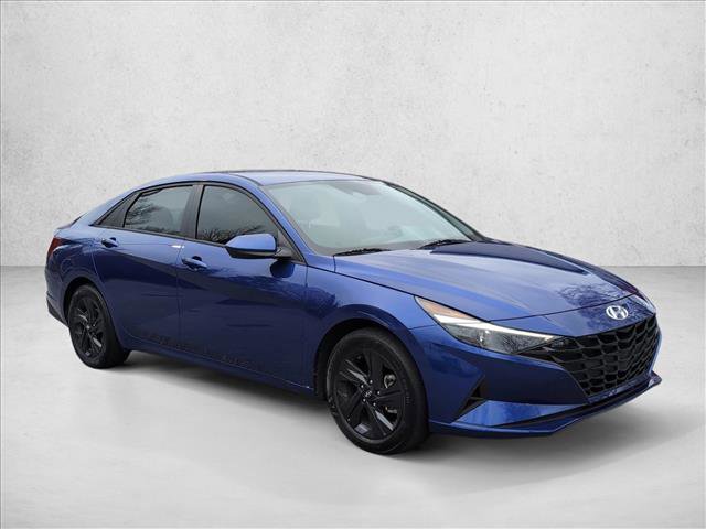 Certified 2023 Hyundai Elantra SEL w/ Cargo Package video 3