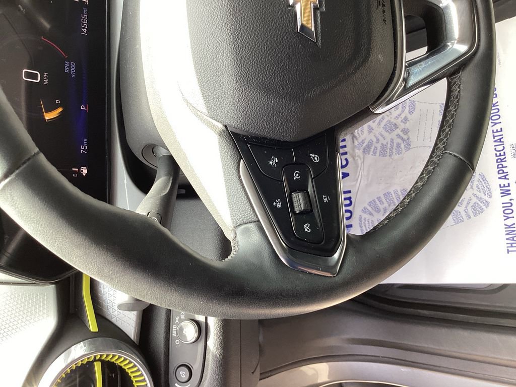 Used 2024 Chevrolet Trax LT w/ Sunroof Package FWD image 39