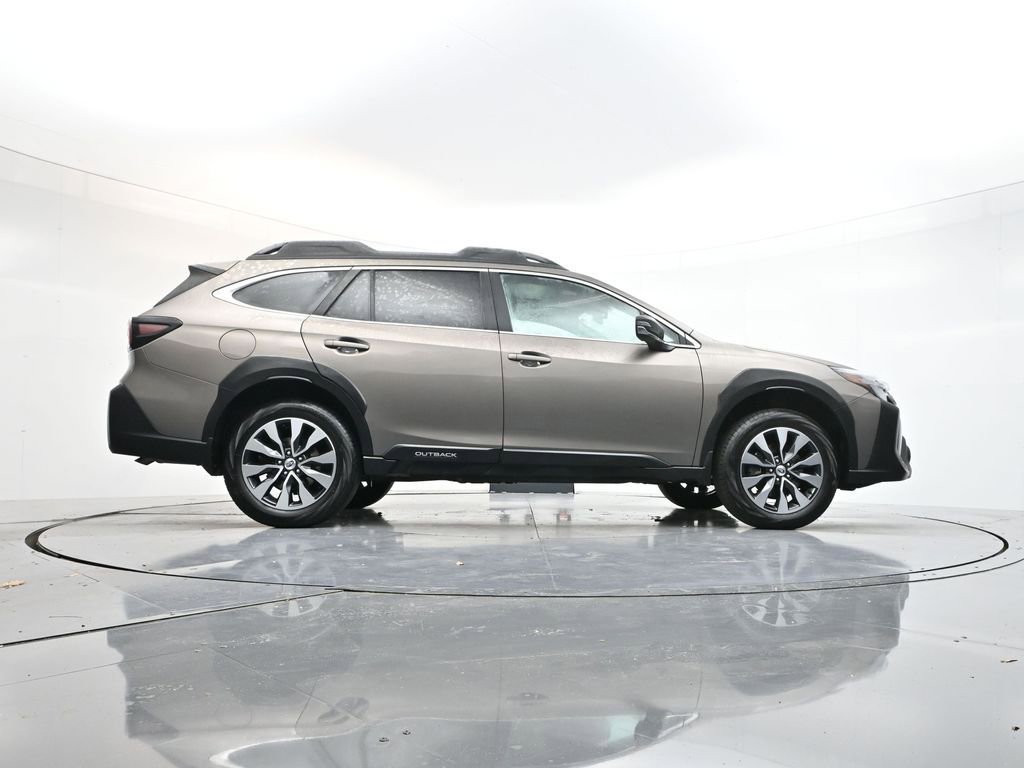 Used 2023 Subaru Outback Limited XT image 36