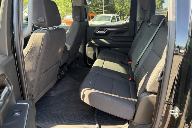 Used 2023 Chevrolet Silverado 1500 LT AWD/4WD image 10