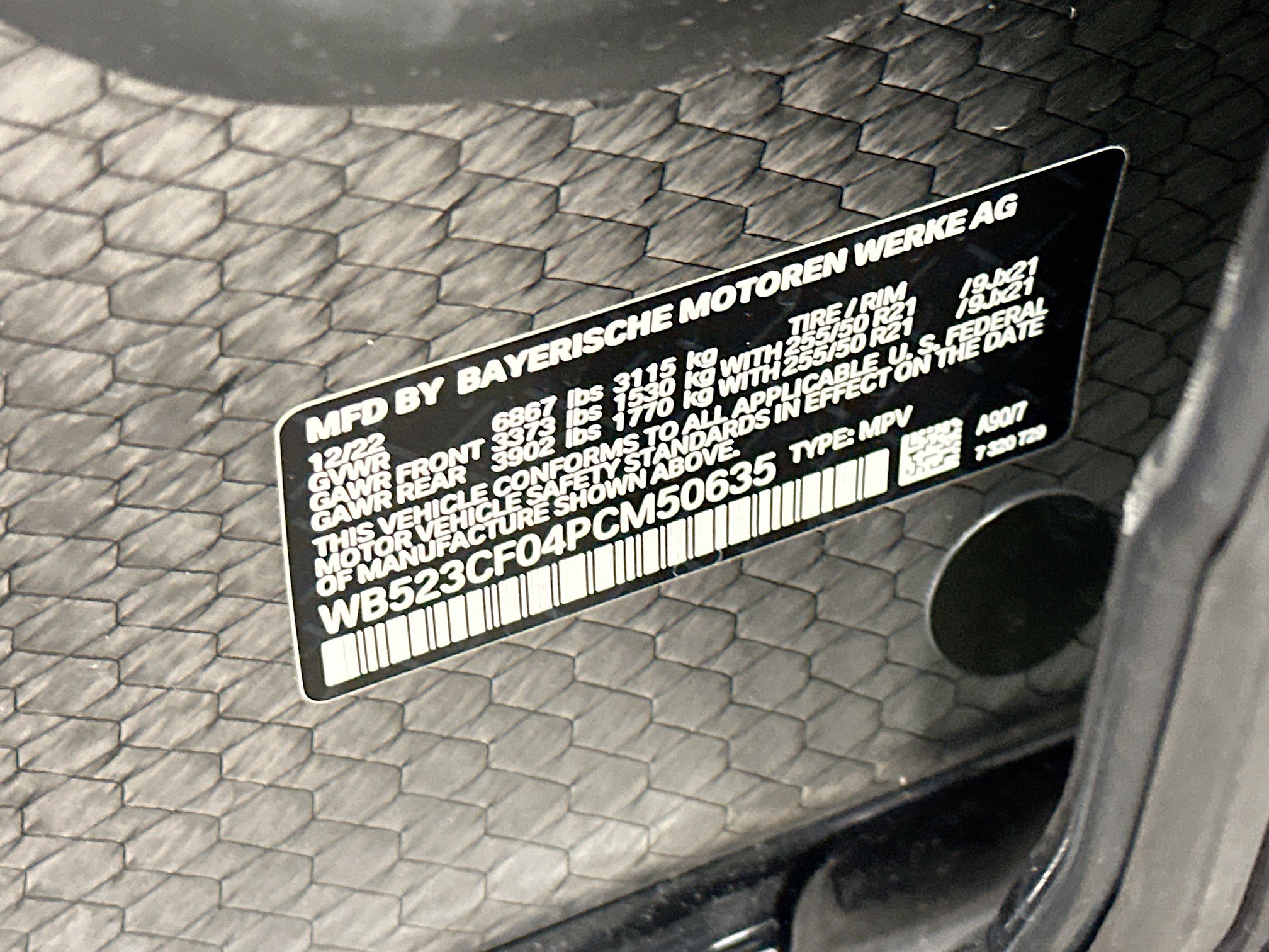 Used 2023 BMW iX xDrive50 w/ Sport Package AWD/4WD image 12
