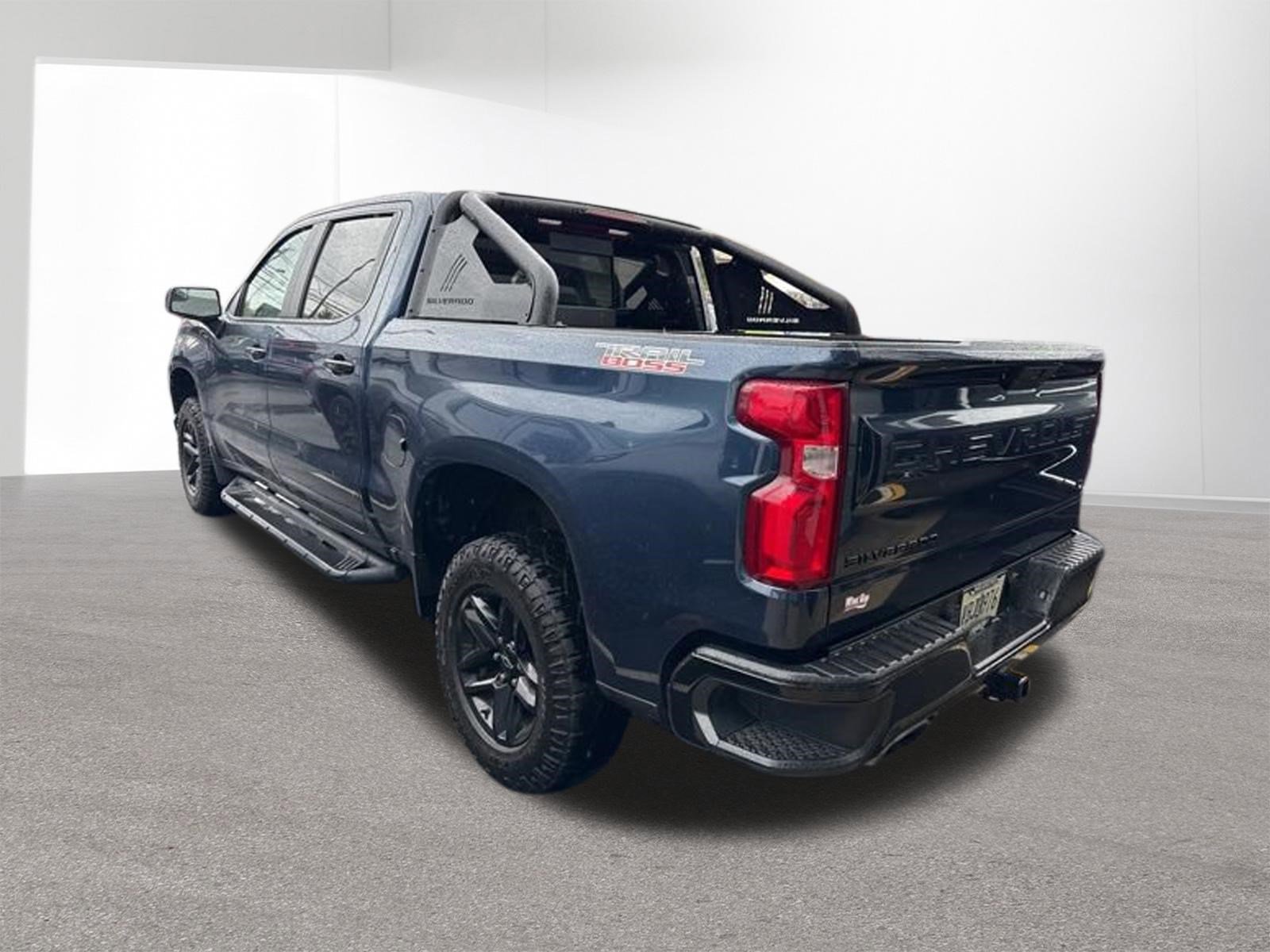 Used 2021 Chevrolet Silverado 1500 LT Trail Boss AWD/4WD image 35