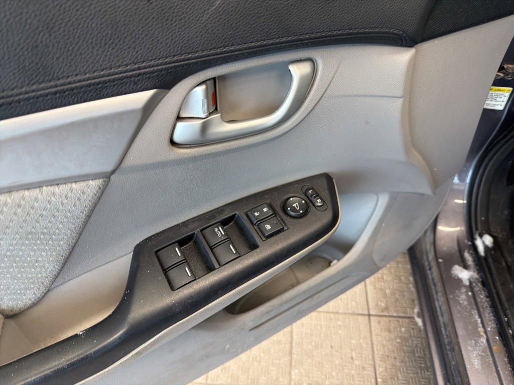 Used 2014 Honda Civic Hybrid Sedan image 14