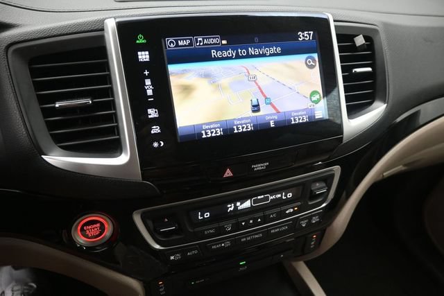 Used 2016 Honda Pilot Touring image 21