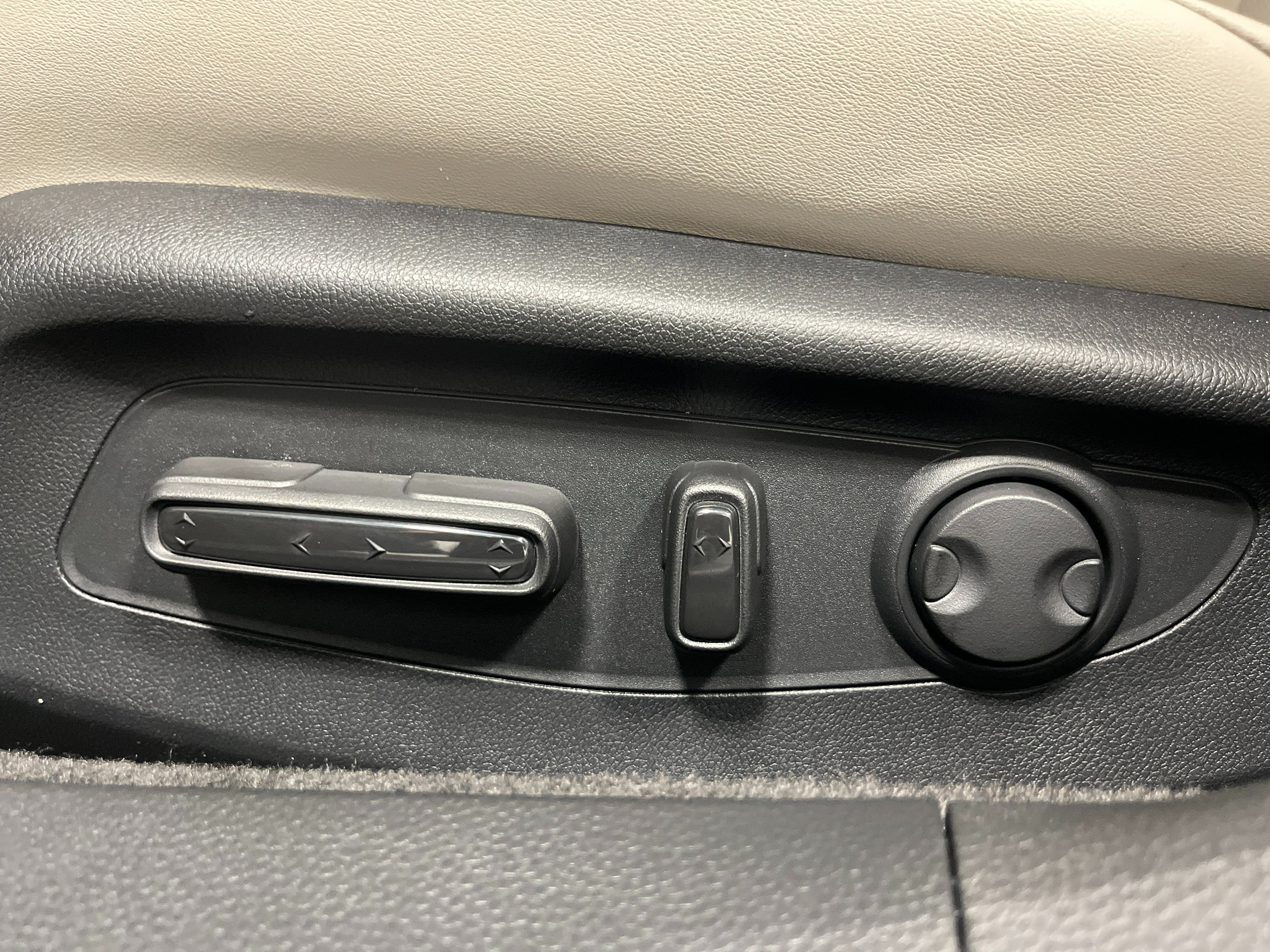 New 2026 Honda Accord EX-L image 14