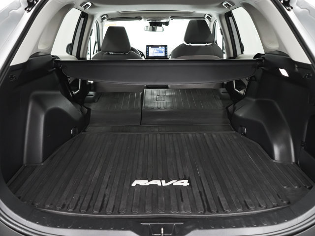 Used 2022 Toyota RAV4 XLE w/ Convenience Package AWD/4WD image 46