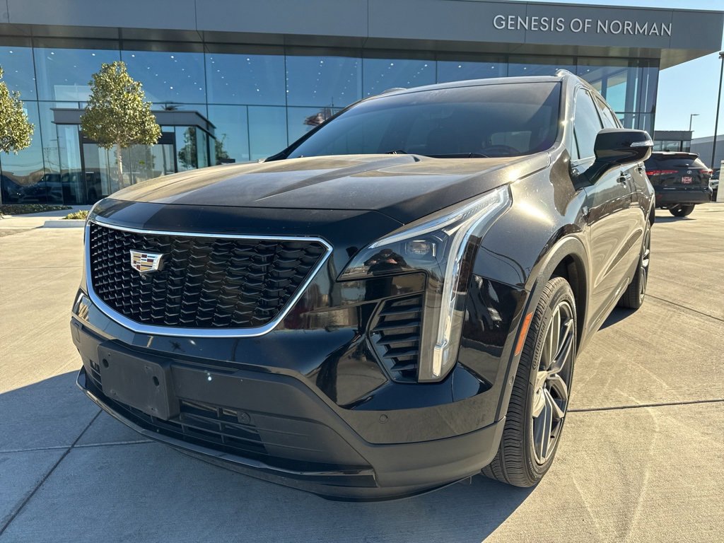 Used 2022 Cadillac XT4 Sport image 1