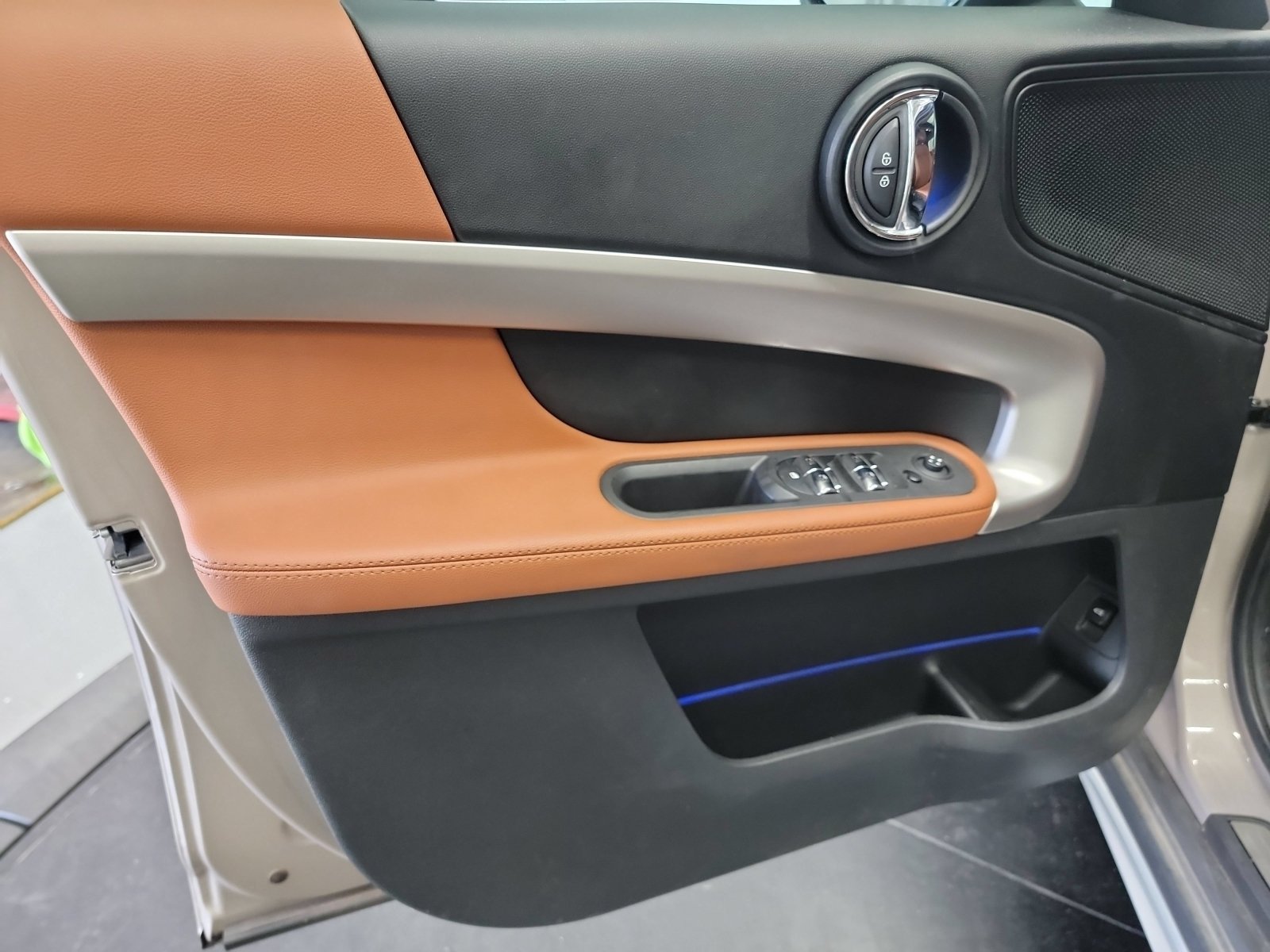 Used 2023 MINI Cooper Countryman S w/ Signature Upholstery Package FWD image 13