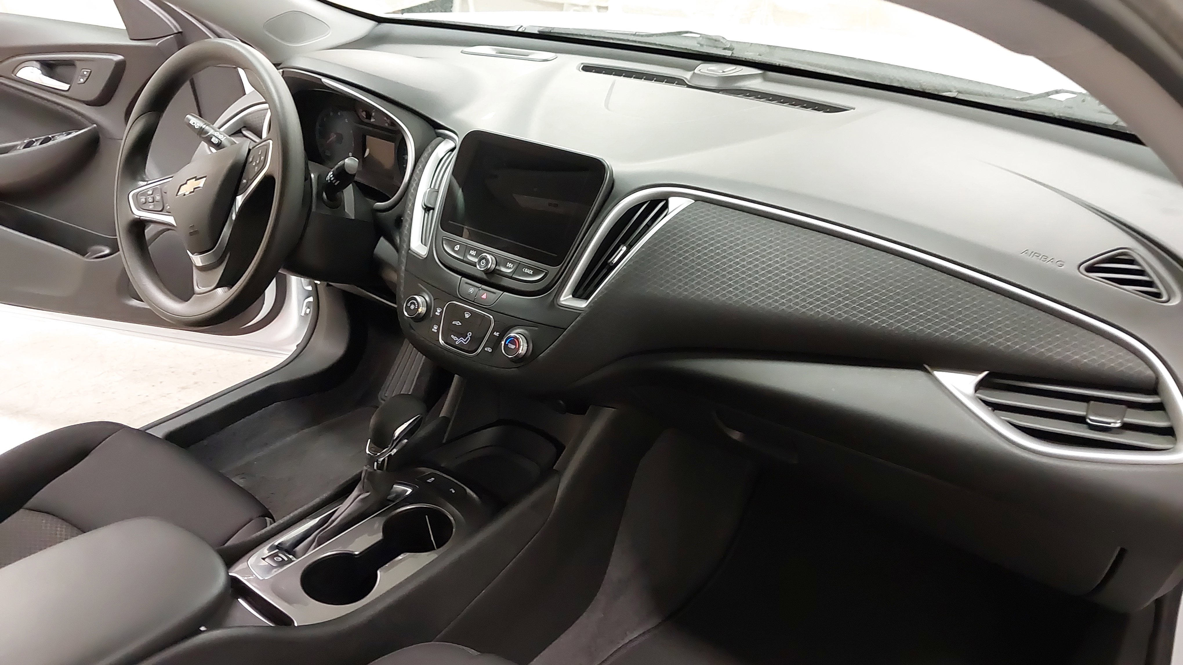 Used 2023 Chevrolet Malibu LS w/ Driver Confidence Package image 29