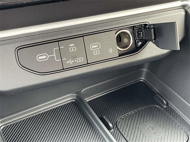 New 2026 Kia Carnival SX w/ SX Dark Edition Package image 38