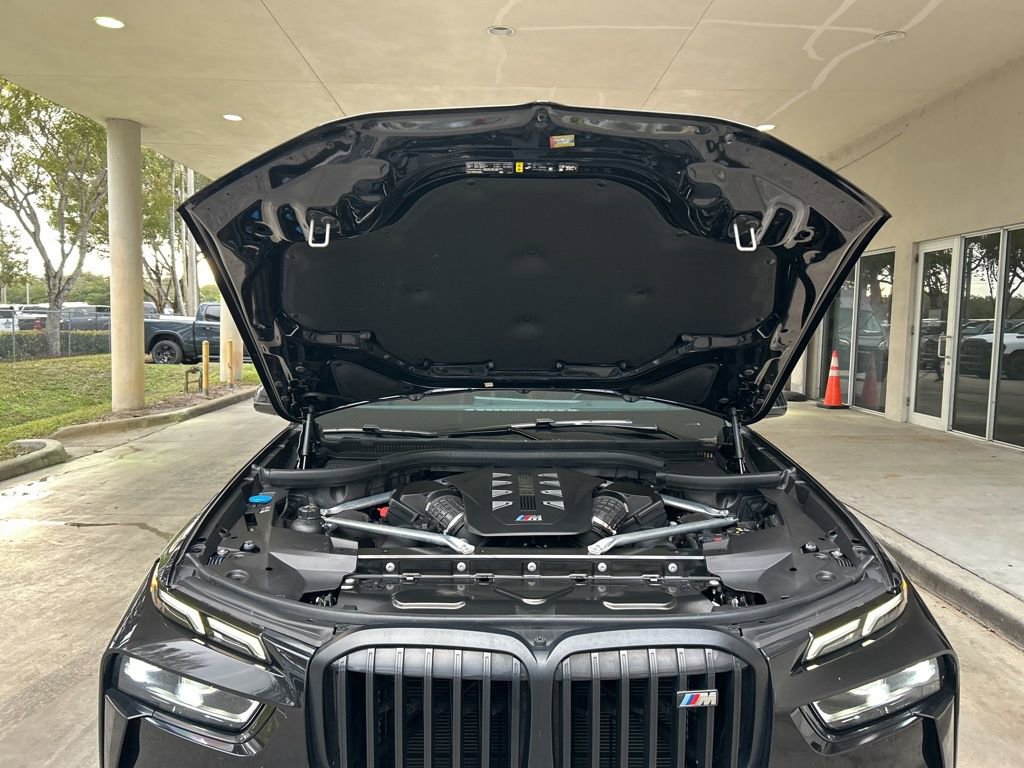 Used 2023 BMW X7 M60i w/ Executive Package image 12