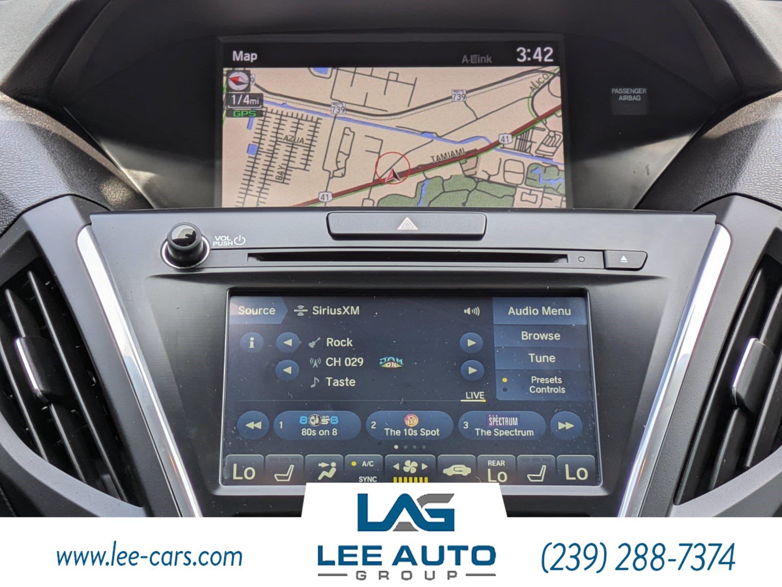 Used 2018 Acura MDX w/ Technology Package AWD/4WD image 16