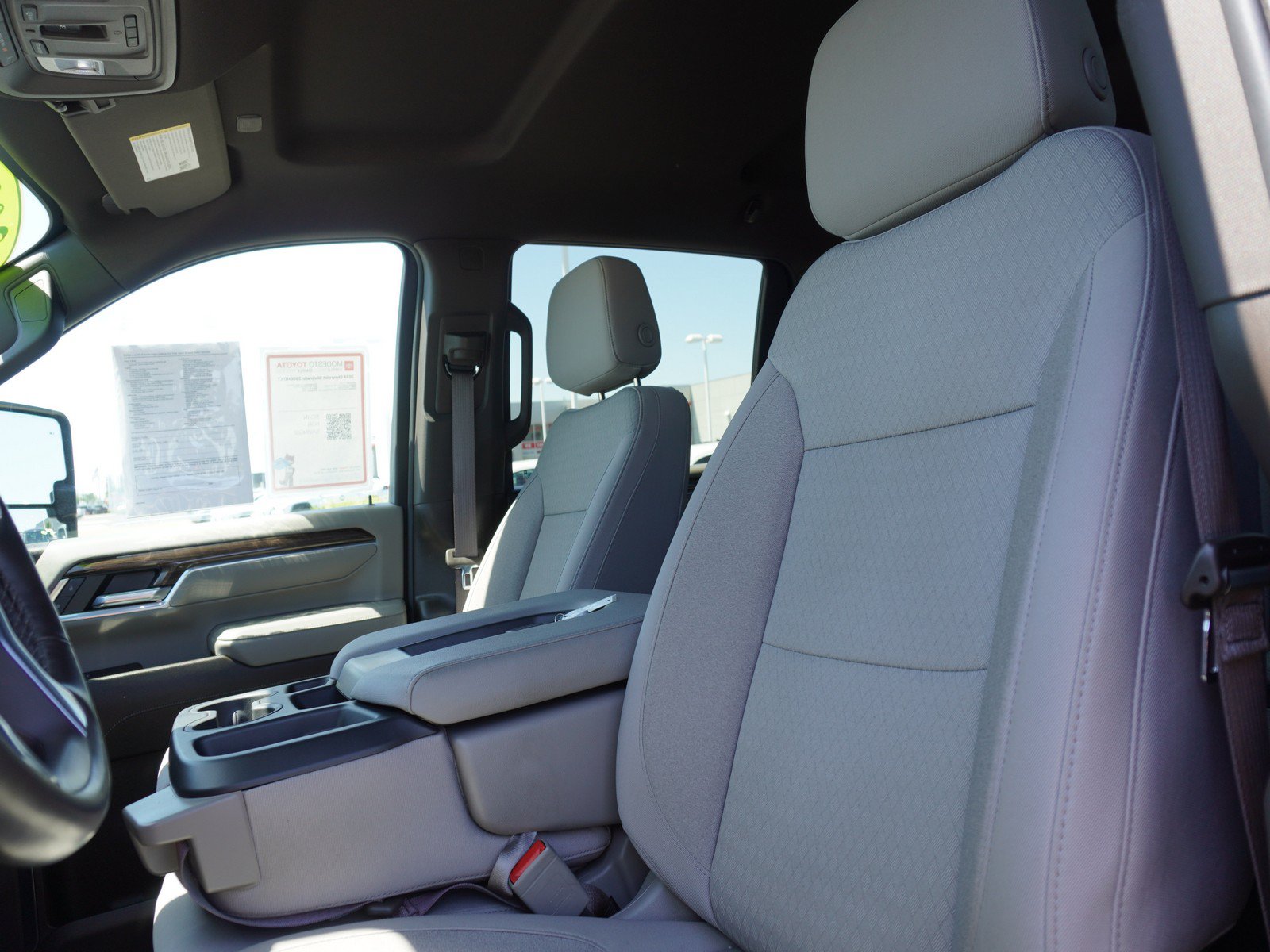 Used 2024 Chevrolet Silverado 2500 LT w/ All Star Edition AWD/4WD image 18