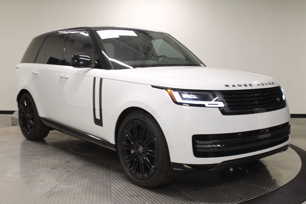 Certified 2025 Land Rover Range Rover SE AWD/4WD image 9