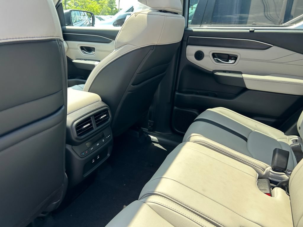 New 2026 Honda Pilot Touring image 18