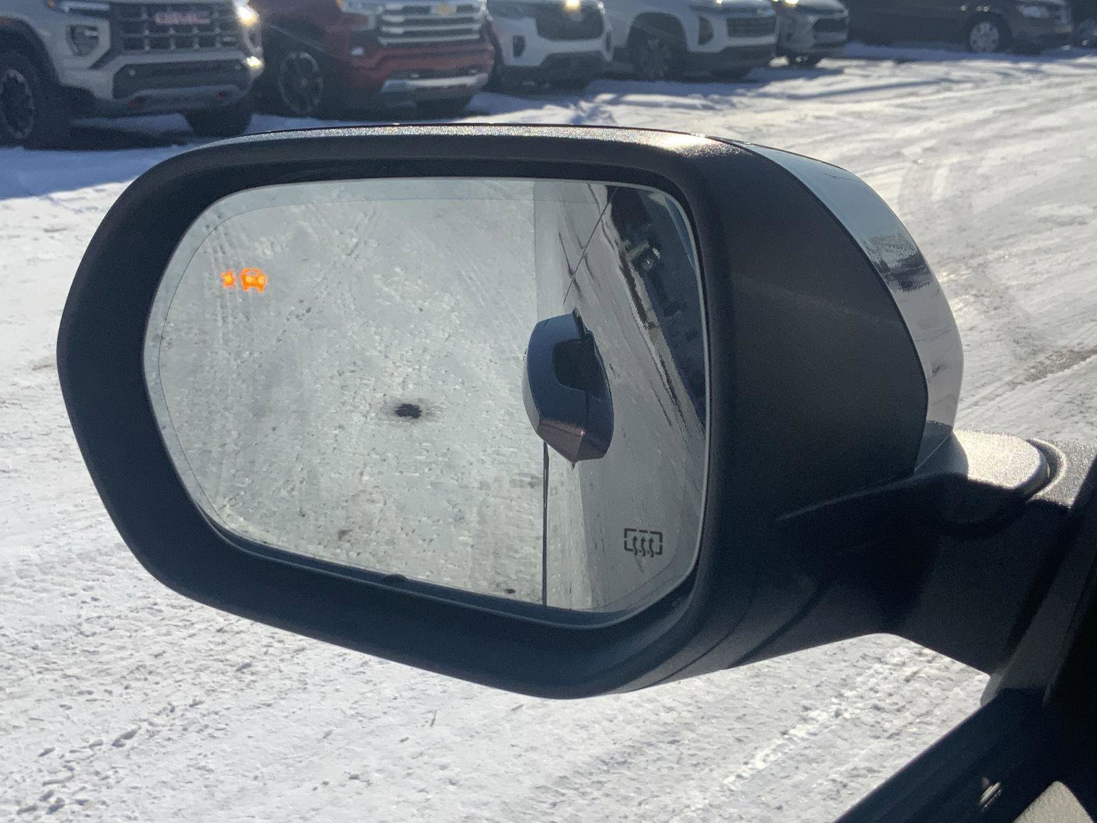 New 2026 Chevrolet Traverse RS w/ LPO, Floor Liner Package image 25